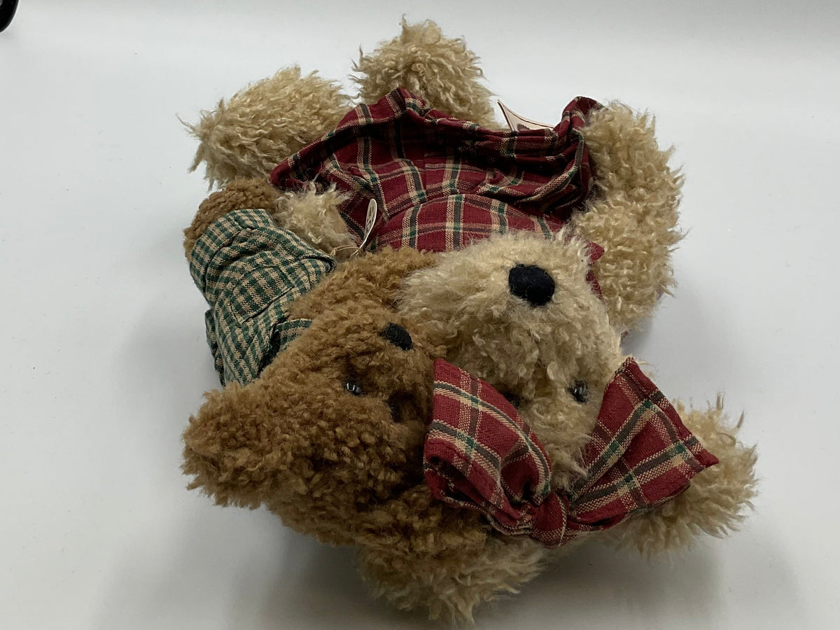 The Boyds Collection Momma McNew with Hugsley Plush Teddy Bears