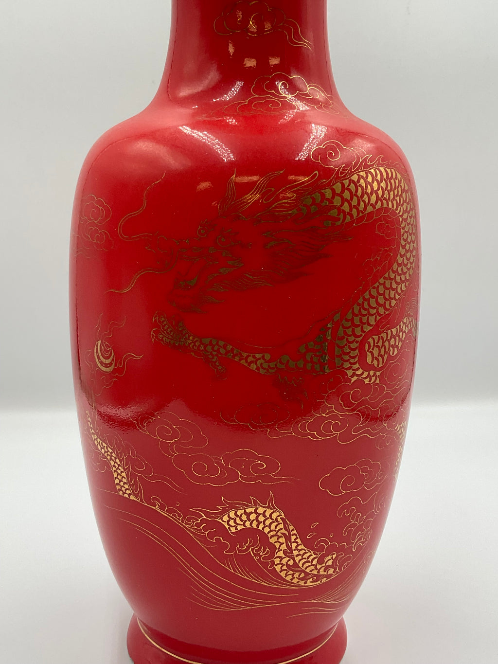 Dragon Vase Gold Gilded Red Glaze Shangcheng Reikin Tai Hwa Pottery