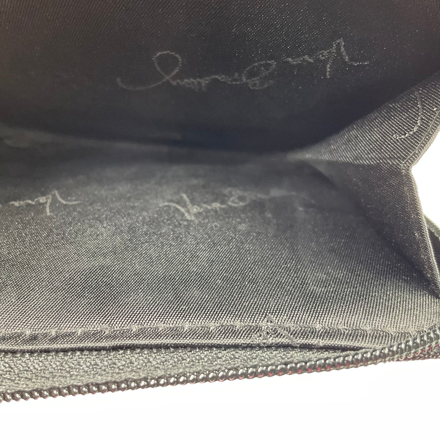 Vera Bradley Quilted Mini Wallet Black with Flowers And Ribbons