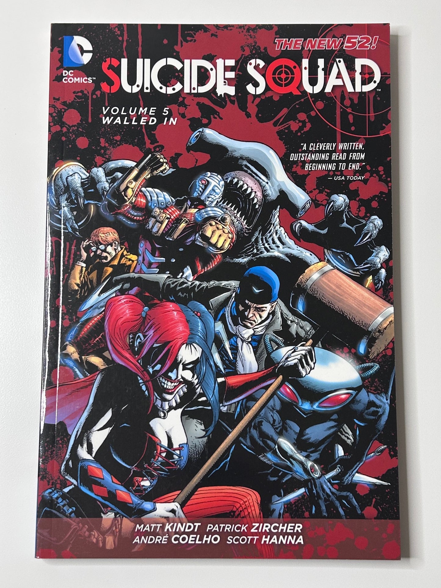 Suicide Squad Volume 5 Walled In DC Comics Harley Quinn Comic Book 2014