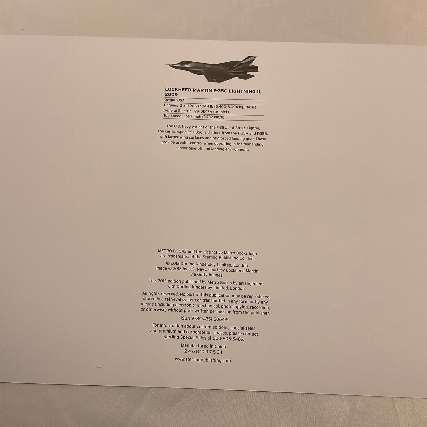 Smithsonian Aircraft 16 Piece Frameable Airplane Prints Art Decor in Original Box