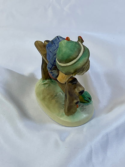 Hummel Goebel Vintage 1948 Retreat to Safety Boy on Fence Porcelain Figure West Germany 201 2/0