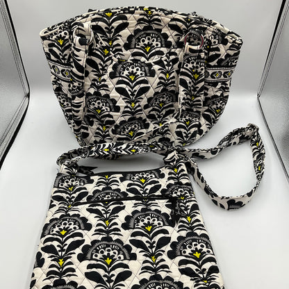 Vera Bradley Quilted And White Floral “Fanfare” Pattern Set