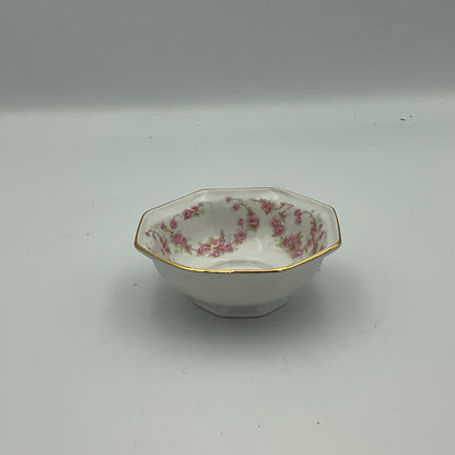 EL Schumann Arzberg Germany Bridal Rose Sugar bowl