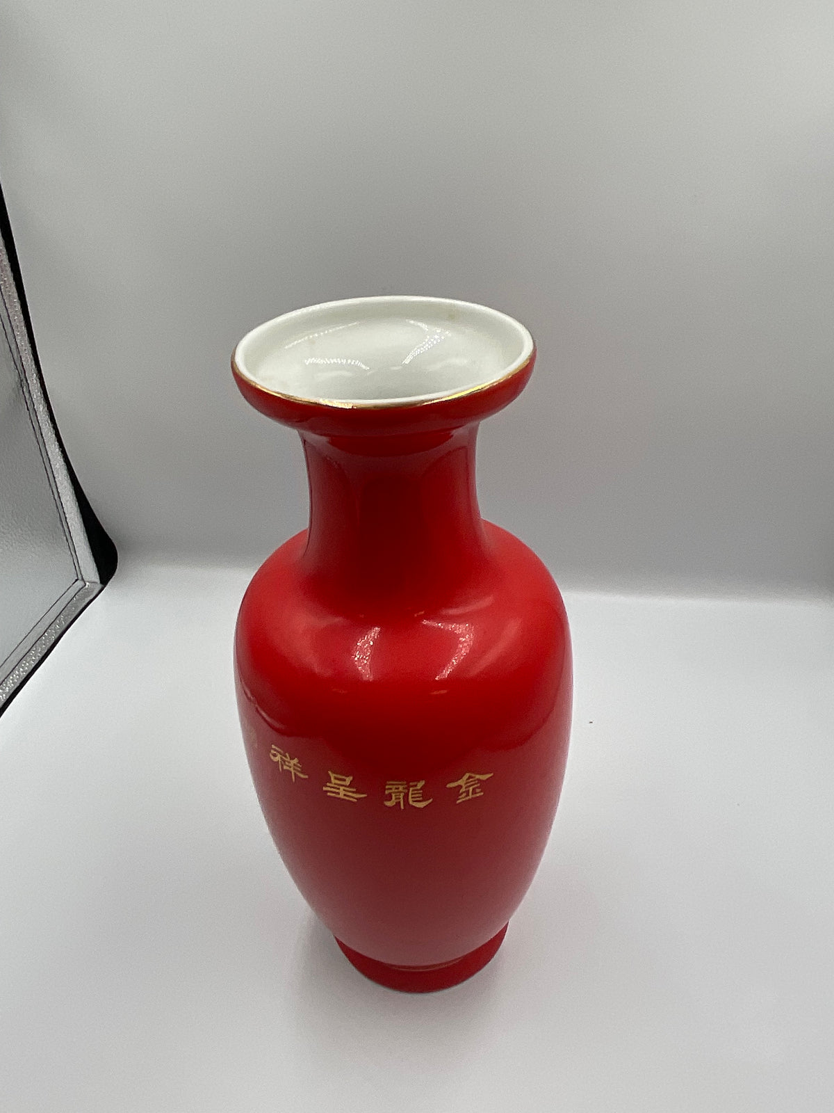 Dragon Vase Gold Gilded Red Glaze Shangcheng Reikin Tai Hwa Pottery