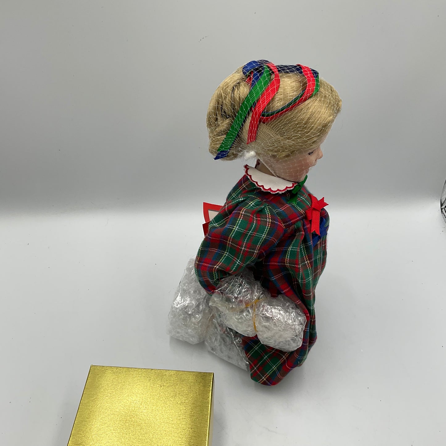 Ashton-Drake Galleries Trisha Doll 13 Inches Tall in Original Box