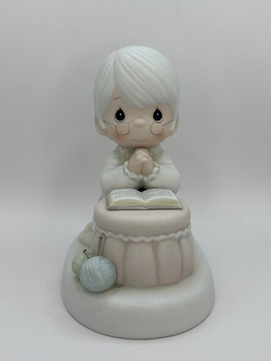 Precious Moments Vintage 1986 Members Only Figurine Grandma's Prayer Original Box Mint