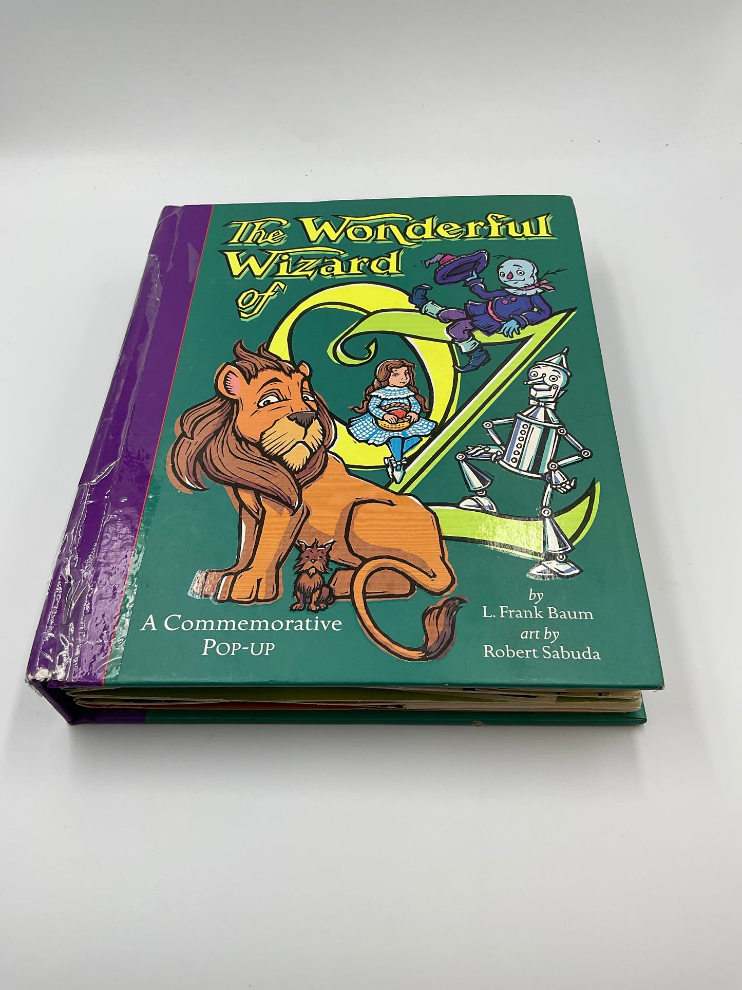 The Wonderful Wizard of Oz: A Commemorative Pop- up book