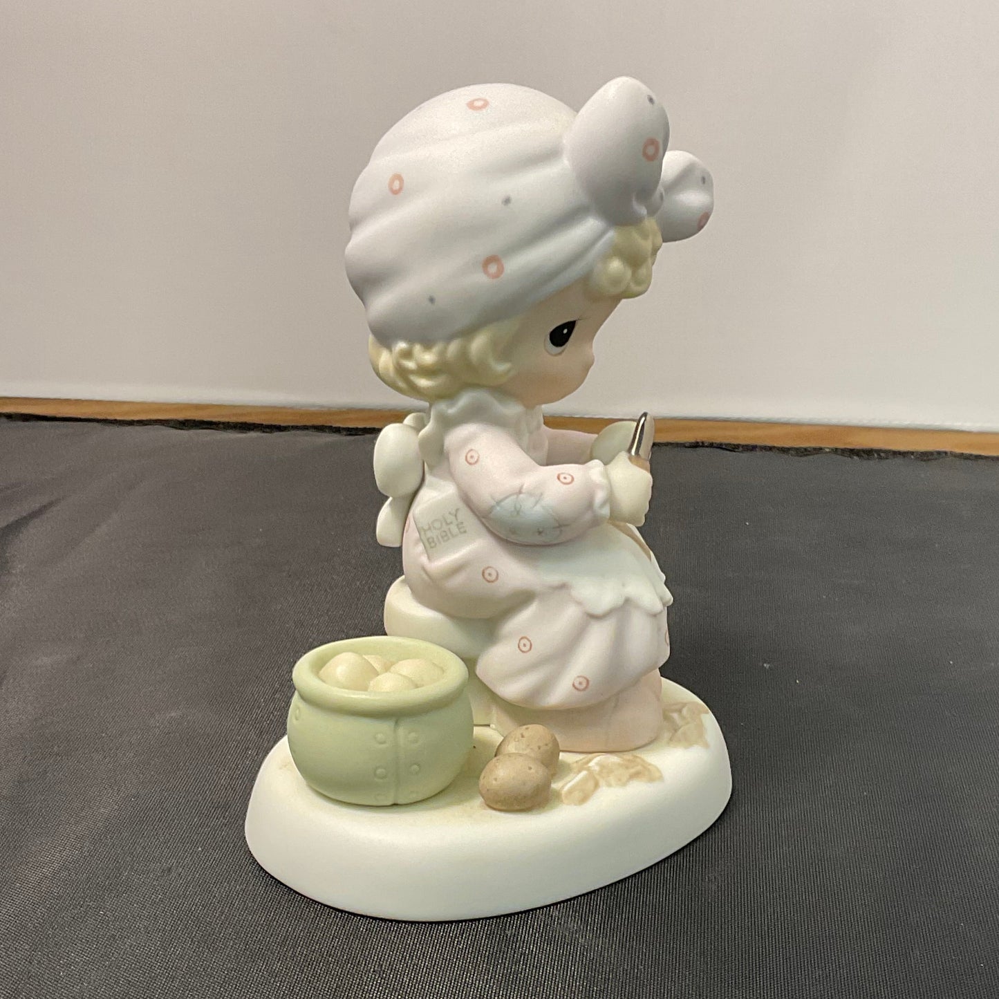 Precious Moments Vintage 1995 Always Take Time to Pray Hand Painted Porcelain Collectible Figurine
