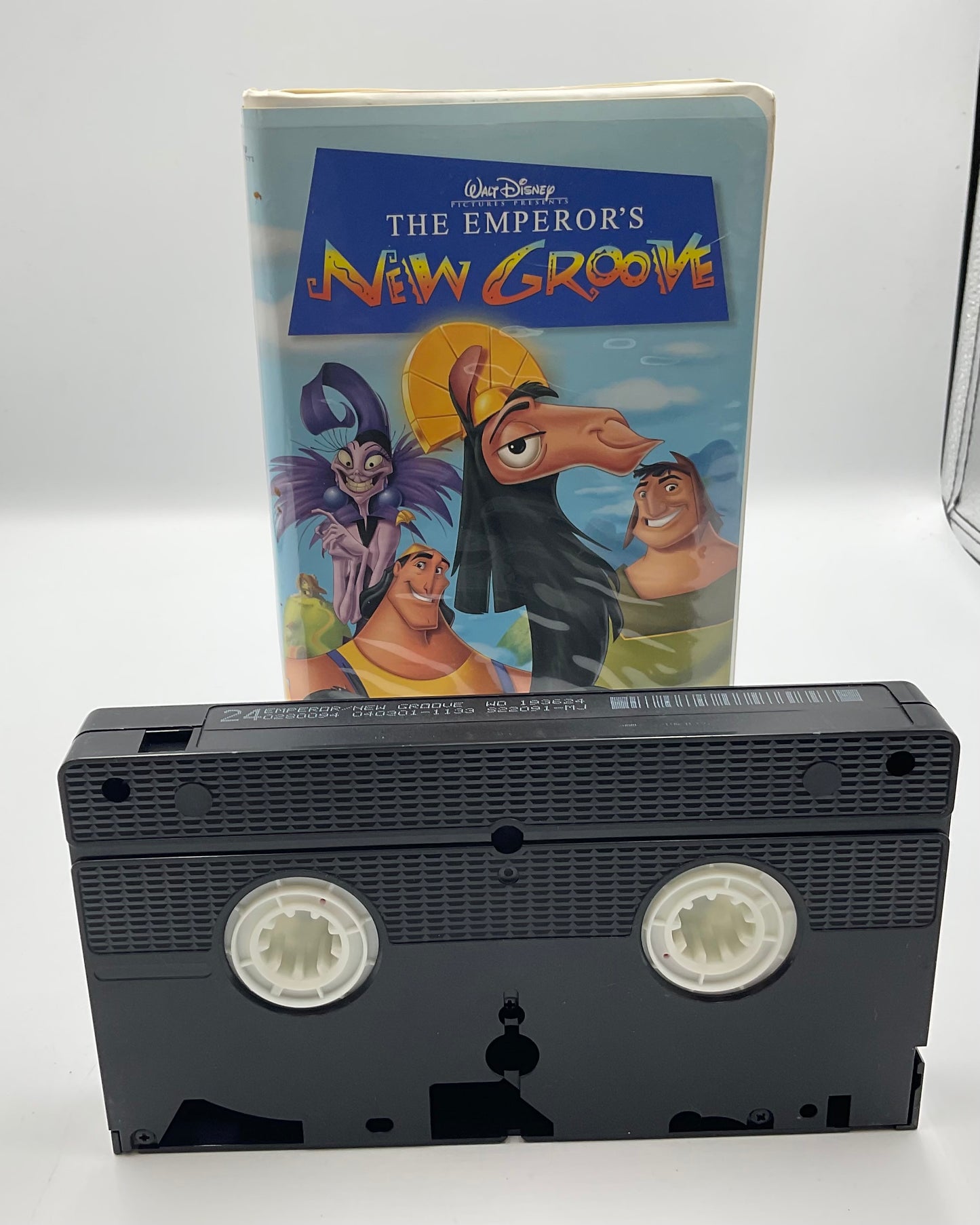 Walt Disney VHS The Emperor’s New Grove 2001 Vintage Video Tape Movie Film Not Tested
