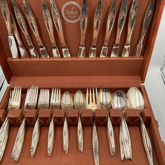 Reed & Barton Vintage Silverware Flatware Set 81 Pieces with Wooden Case