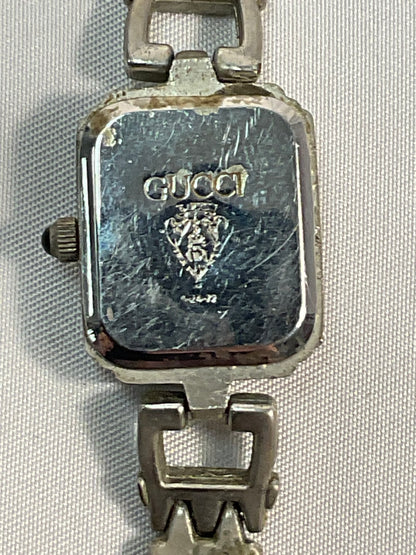 Vintage Gucci Quartz Women's Watch Emblem Stamped Silvertone Working Condition New Battery