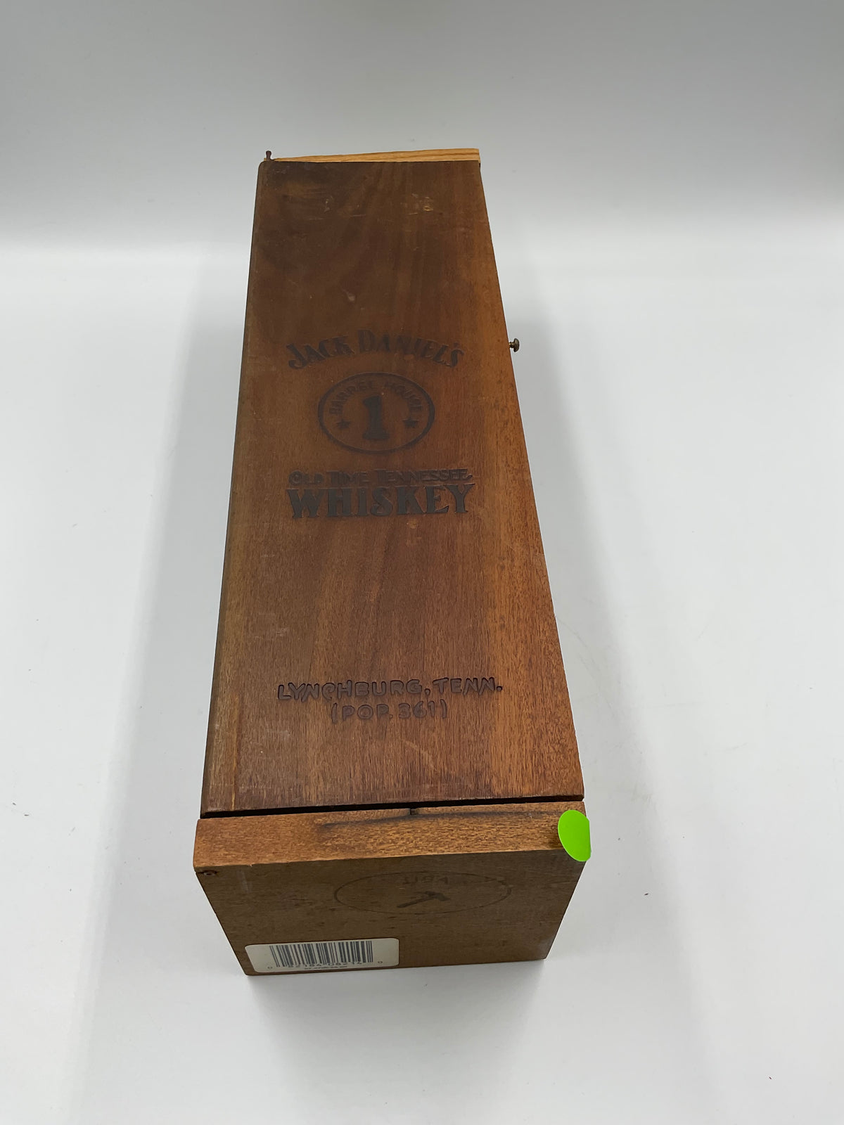 Jack Daniel’s Whisky set with whiskey bottle