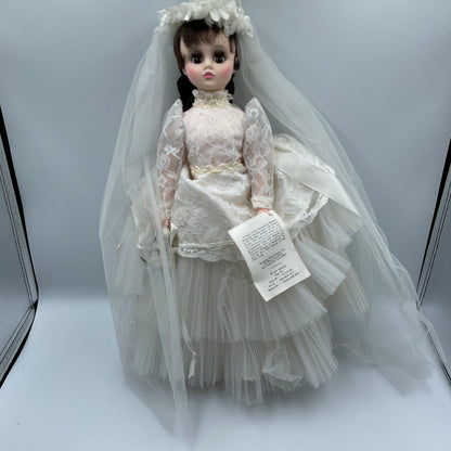 Vintage Madame Alexander Elise Bride Wedding Doll with veil