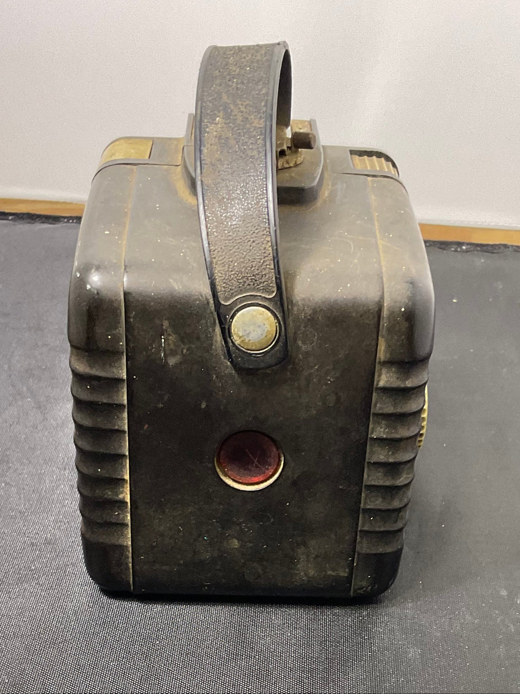 Vintage 1949-1961 Kodak Brownie Hawkeye Camera Untested