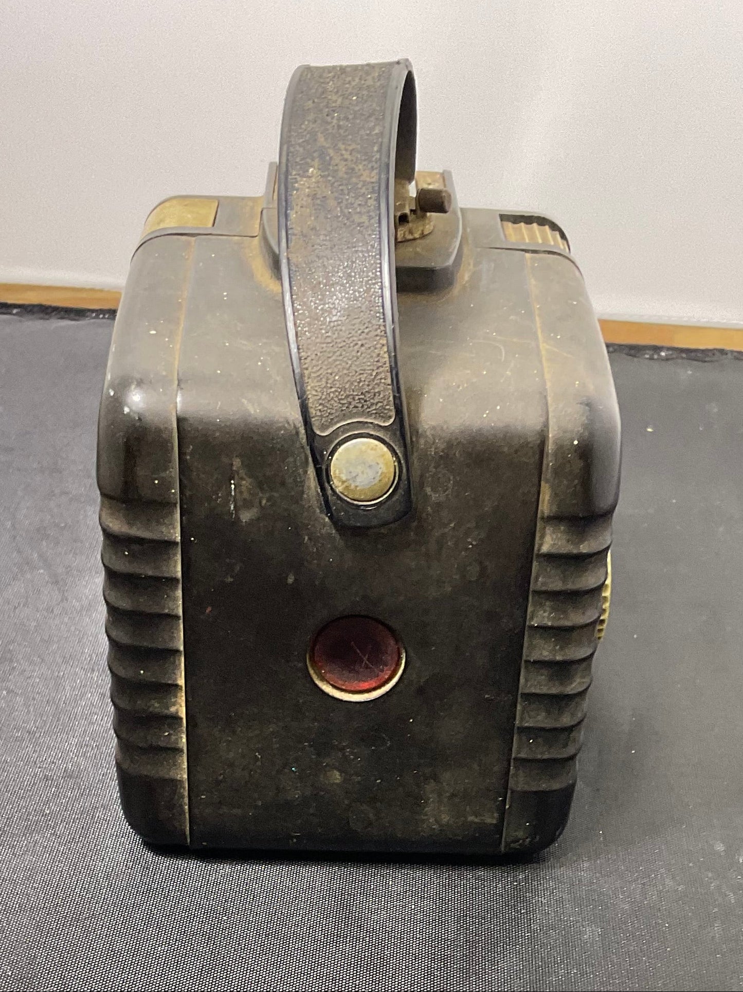 Vintage 1949-1961 Kodak Brownie Hawkeye Camera Untested