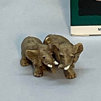 1996 Hallmark Keepsake Miniature Ornament "African Elephants"