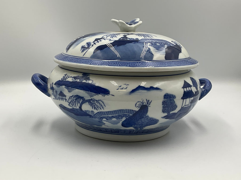 Blue and White Porcelain Lidded Soup Tureen Butterfly Handle Chinoiserie