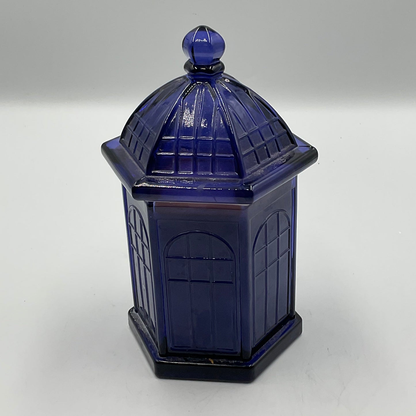 Biltmore Holiday Phone Booth Winter Snow Soy Blend Candle