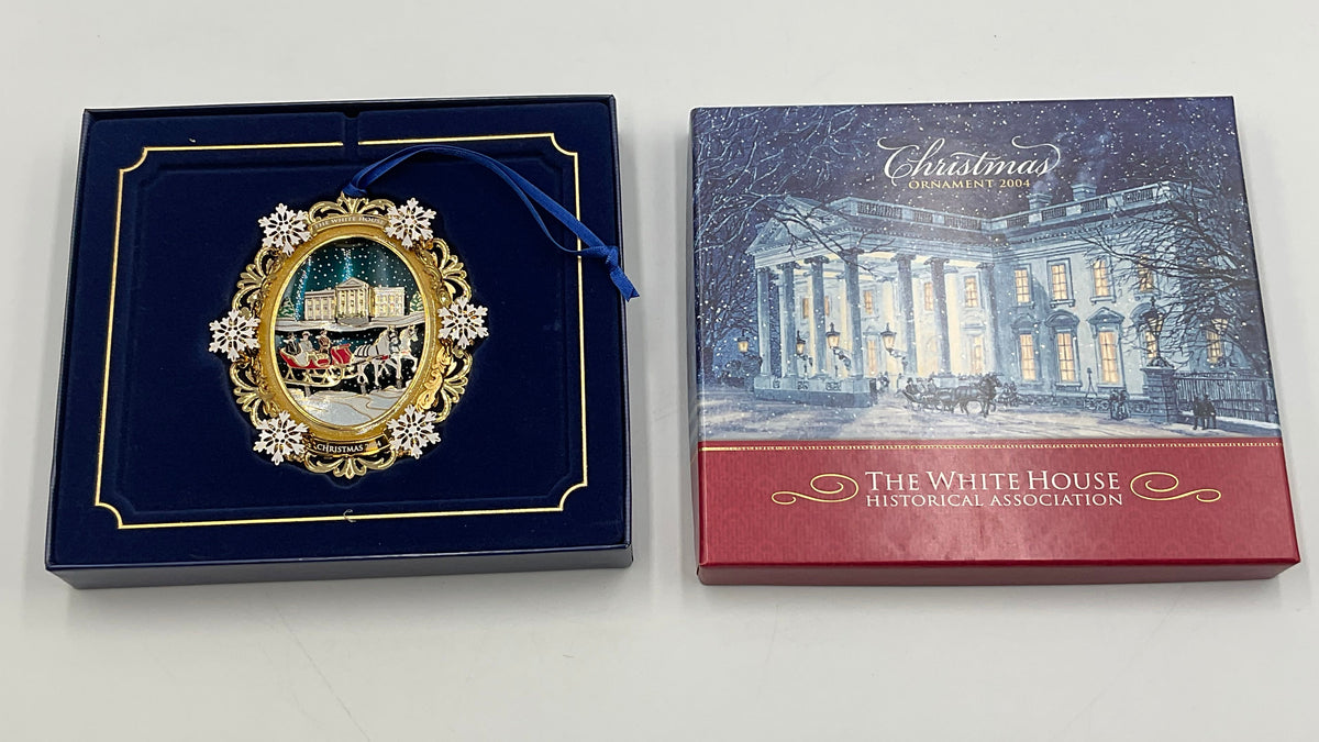 2004 Official White House Christmas Ornament Rutherford B Hayes Sleigh Box Booklet