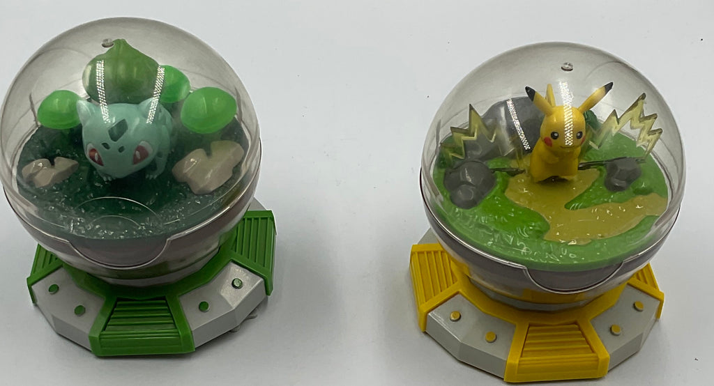 Pokémon Terrarium Pikachu and Bulbasaur Illuminated Terrarium LOT