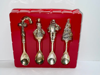 Wallace Silversmiths Silverplated Set of 4 Demi Tasse Spoons New in Original Box