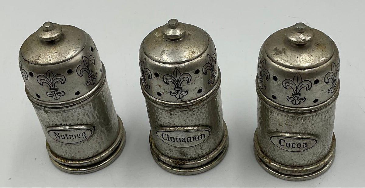 Vintage Hammered Sliver Tone Spice Shakers (Cinnamon, Cocoa & Nutmeg)