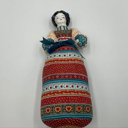 Avon American Heirloom Doll Vintage 1981