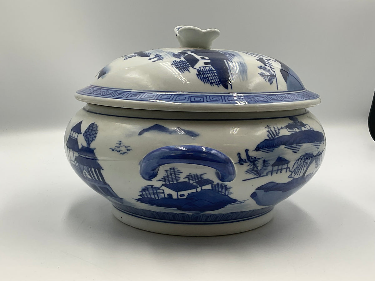 Blue and White Porcelain Lidded Soup Tureen Butterfly Handle Chinoiserie