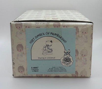 Precious Moments Vintage 1987 Sharing is Universal Porcelain Figurine Original Box