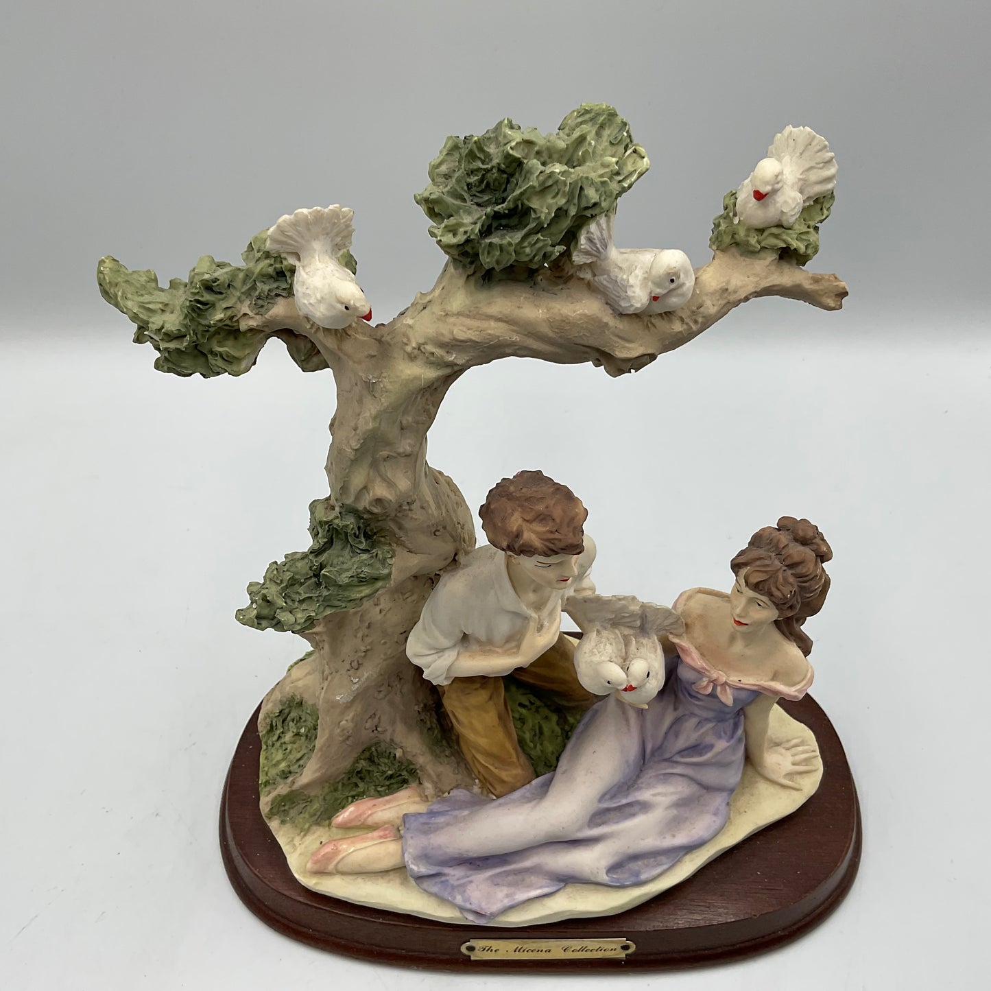 Vintage The Mirella Collection Figurine Couple Scene