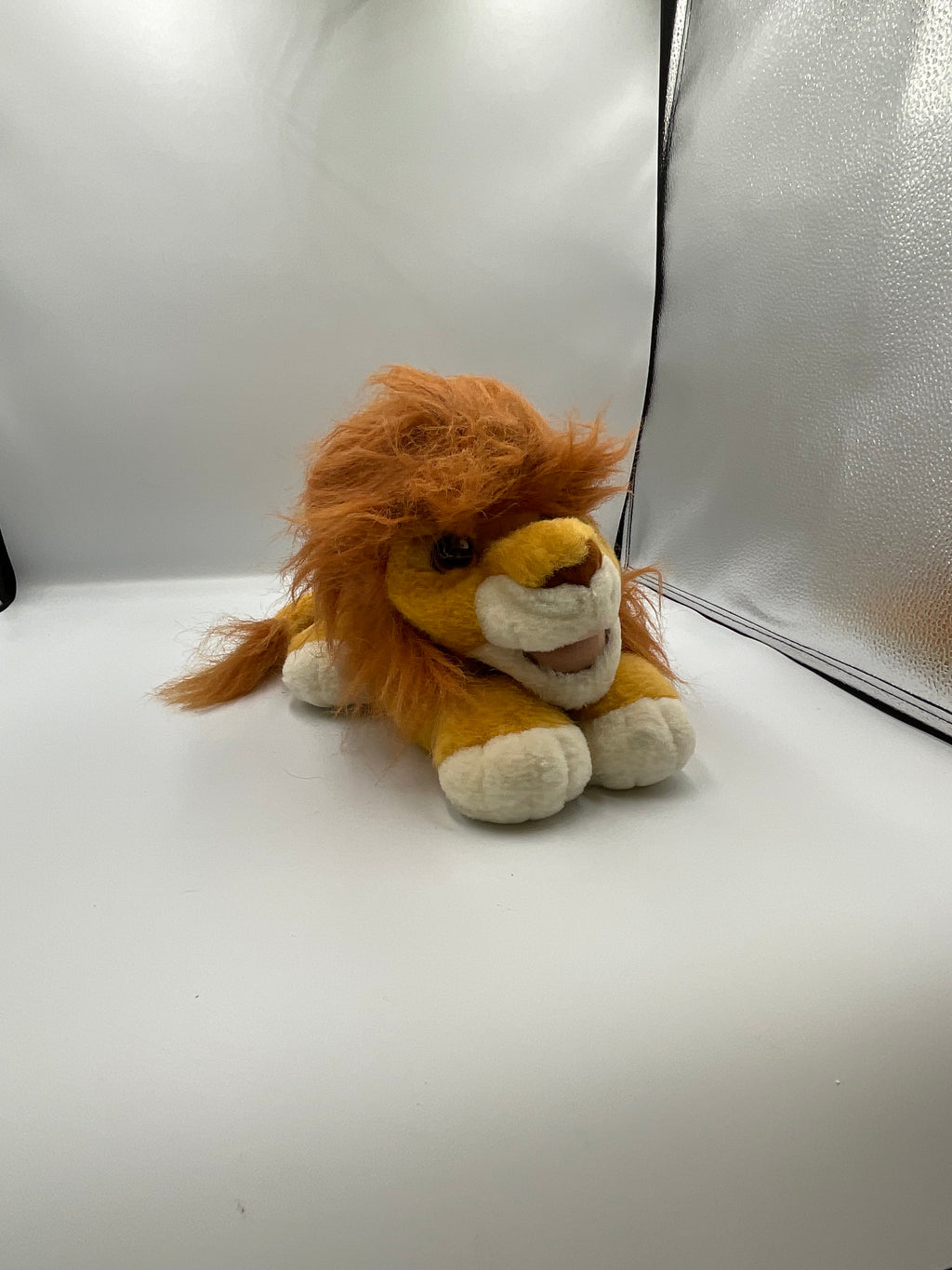 vintage 1993 Disney The Lion King "Roaring Simba" Plush Hand Puppet
