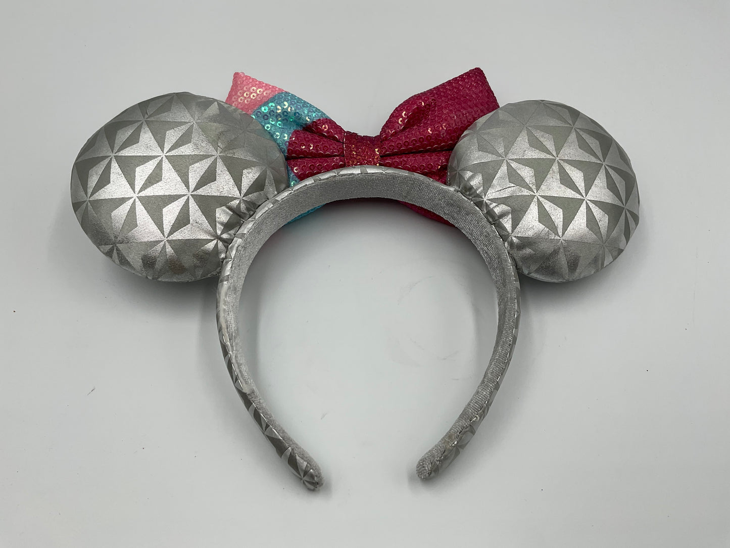 Epcot Bubblegum Wall Minnie Ears