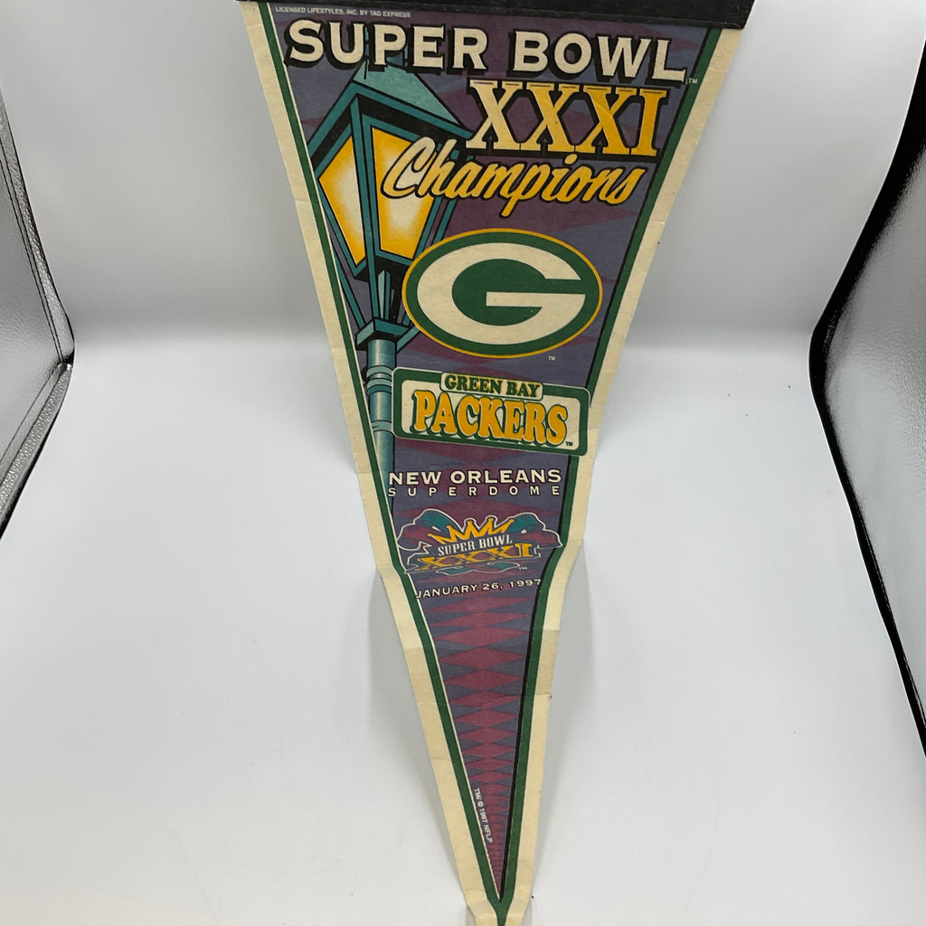 Super Bowl XXXI Pennant Flag Green Bay Packers Champions 1997