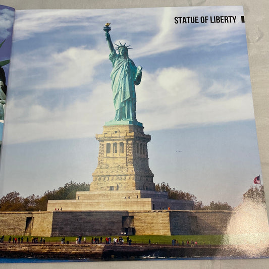 The Most Beautiful Places in New York City 2017 Hardcover Book