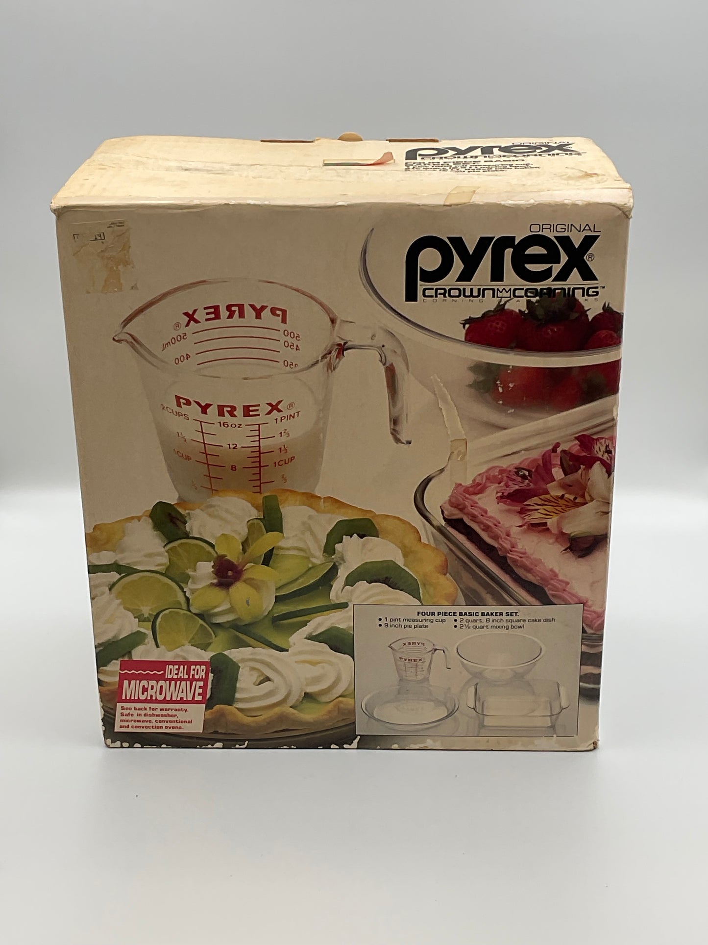 Set of 4 original 1986 Pyrex glass baking set. 4359