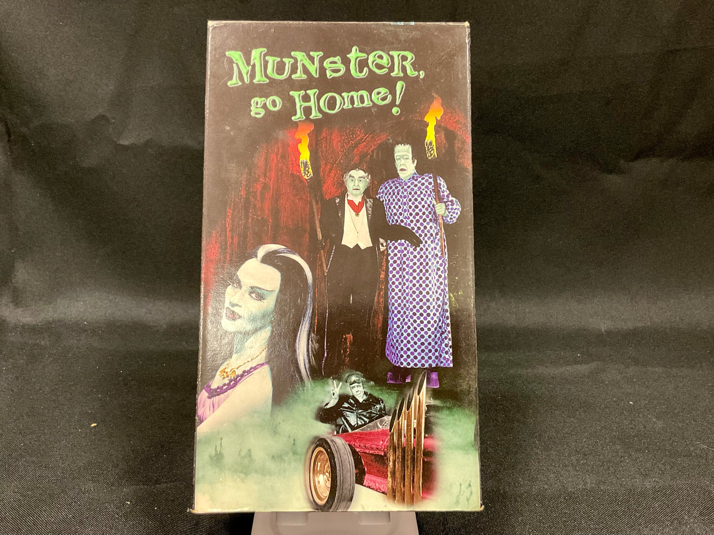 Munsters Go Home! Vintage 1996 VHS Video Tape Movie UNSEALED UNTESTED