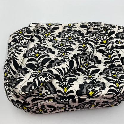 Vera Bradley Quilted And White Floral “Fanfare” Pattern Set