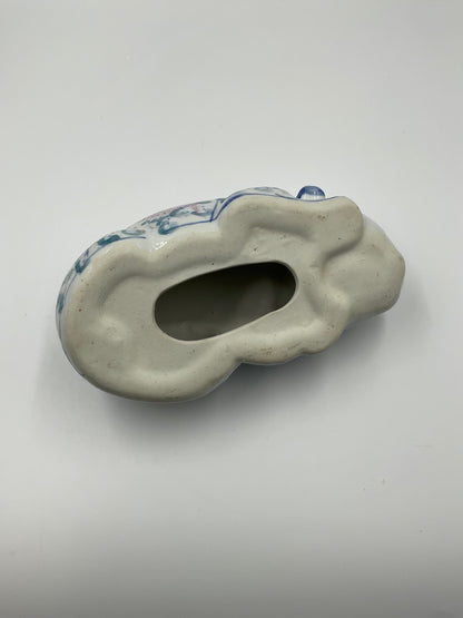Vintage porcelain cat figurine