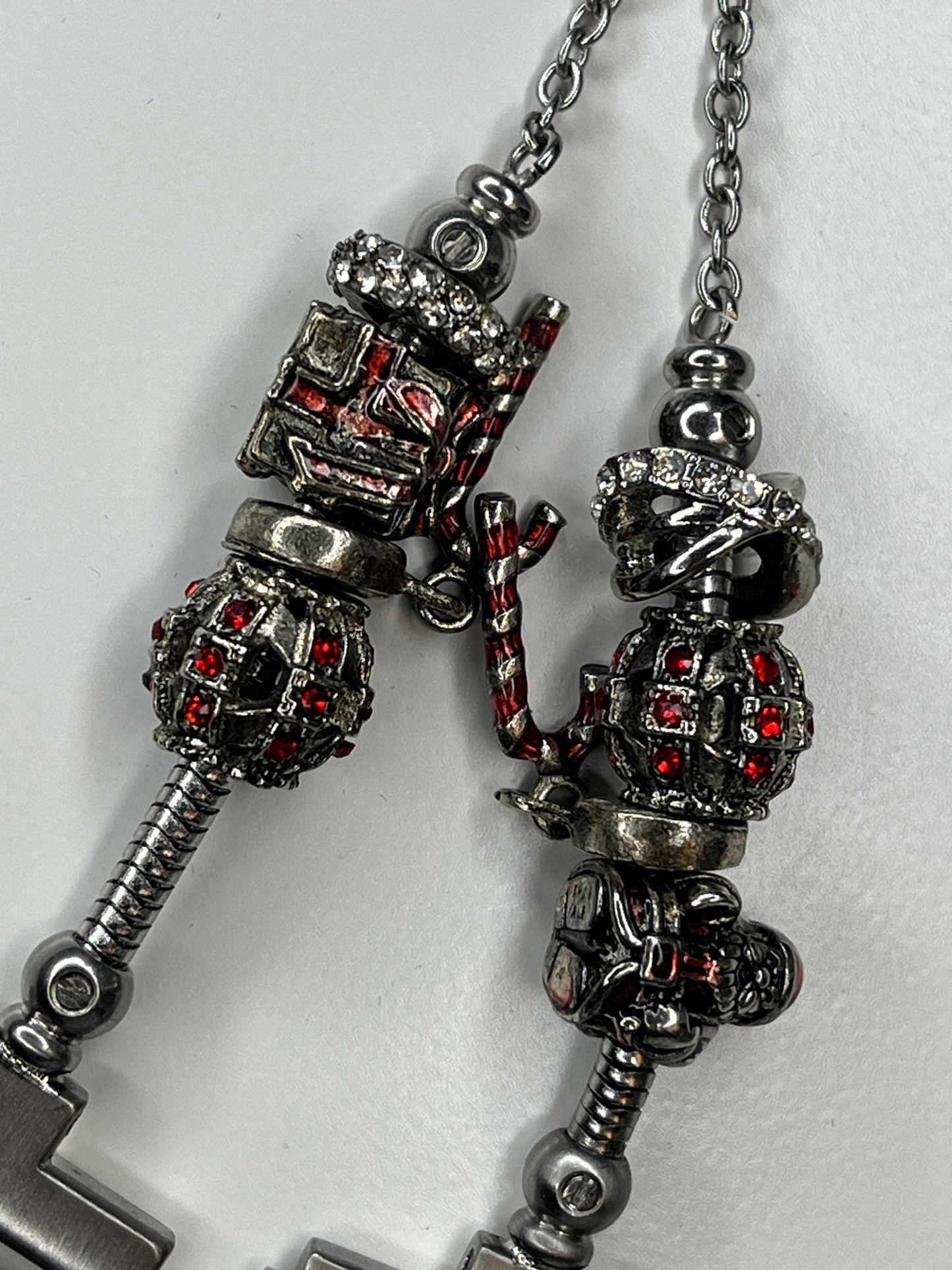 Apple Watch Band Women’s Christmas Holiday Beaded Silver Red Metal Bracelet 8.5in