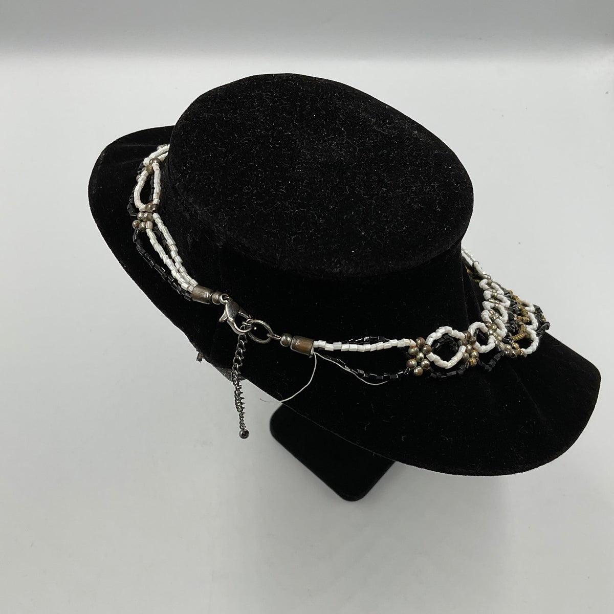 White/Gold/Black Design Chain Necklace