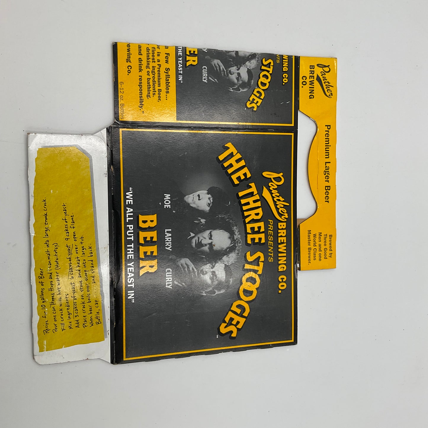Vintage 1998 Collector’s 6 Pack Holder The Stooges Beer