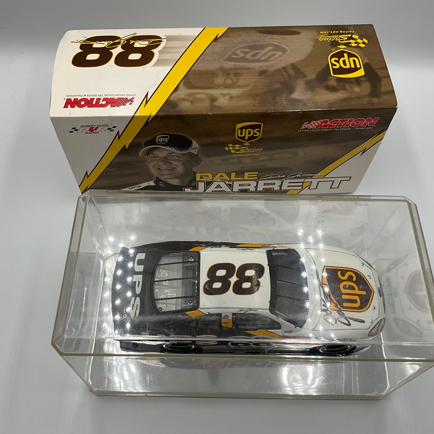 Dale Jarrett Autographed 1:24 Scale Die-Cast Replica with Photo