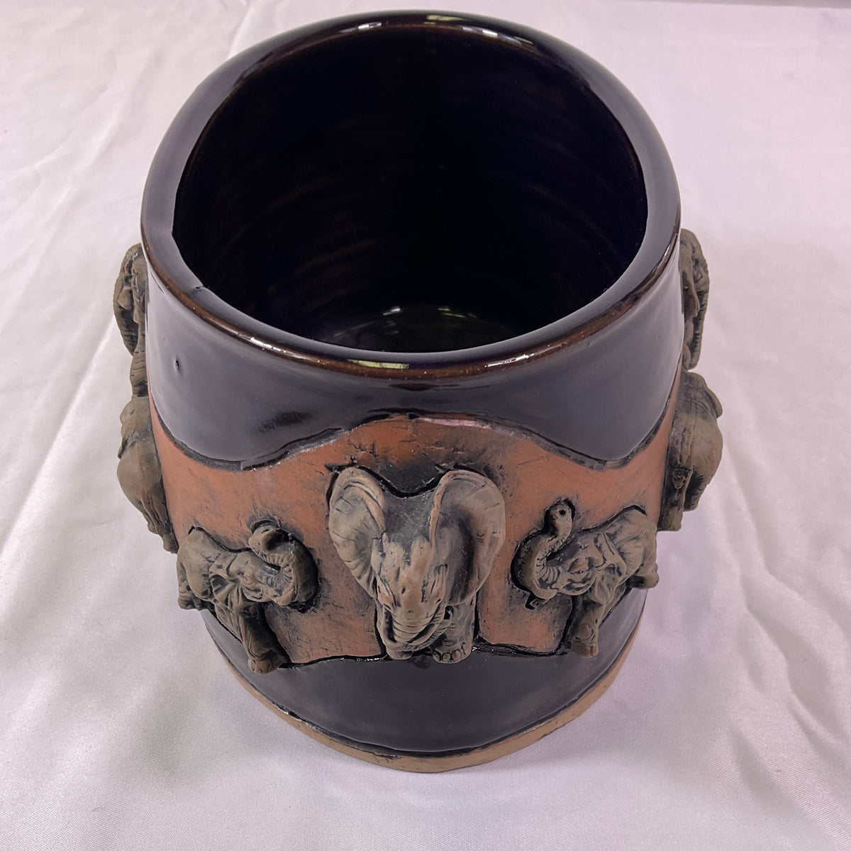 Leland G Shaw Studio Artist Signed High Relief Terra Cota Art Hand-Sculpted Elephants Warriors Planter Pot