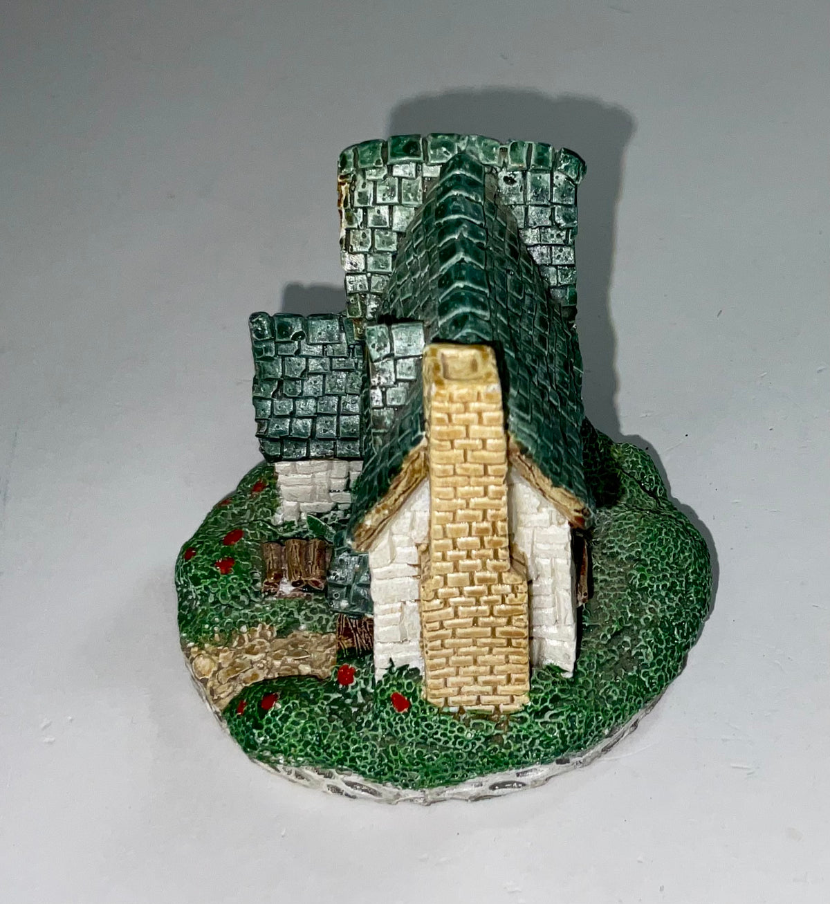 1987 Cornwall Cottage Hampshire Manor Cottage Figurine