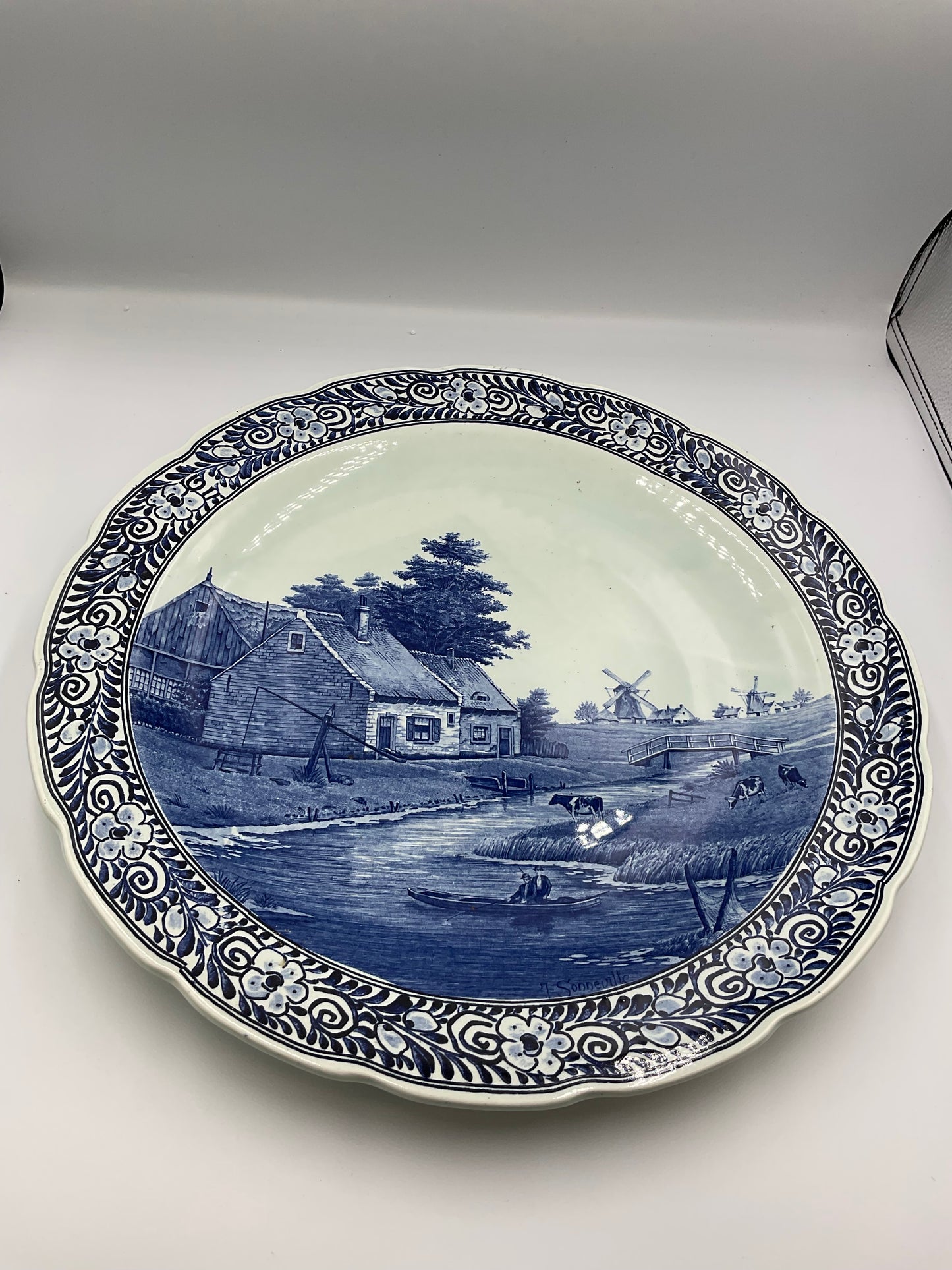 Delft Blue 15 Charger Wall Plate Boch Belgium