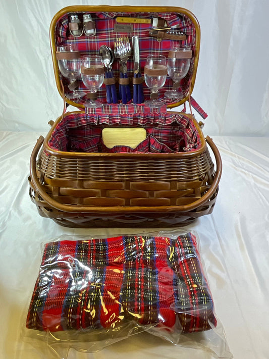 Highlander Deluxe Wicker Picnic Basket "Picnic Time" Brand New