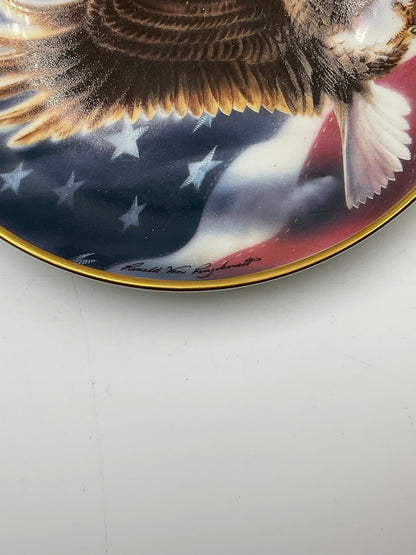 American Eagle Plate By Ronald Van Ruyckevelt Franklin Mint