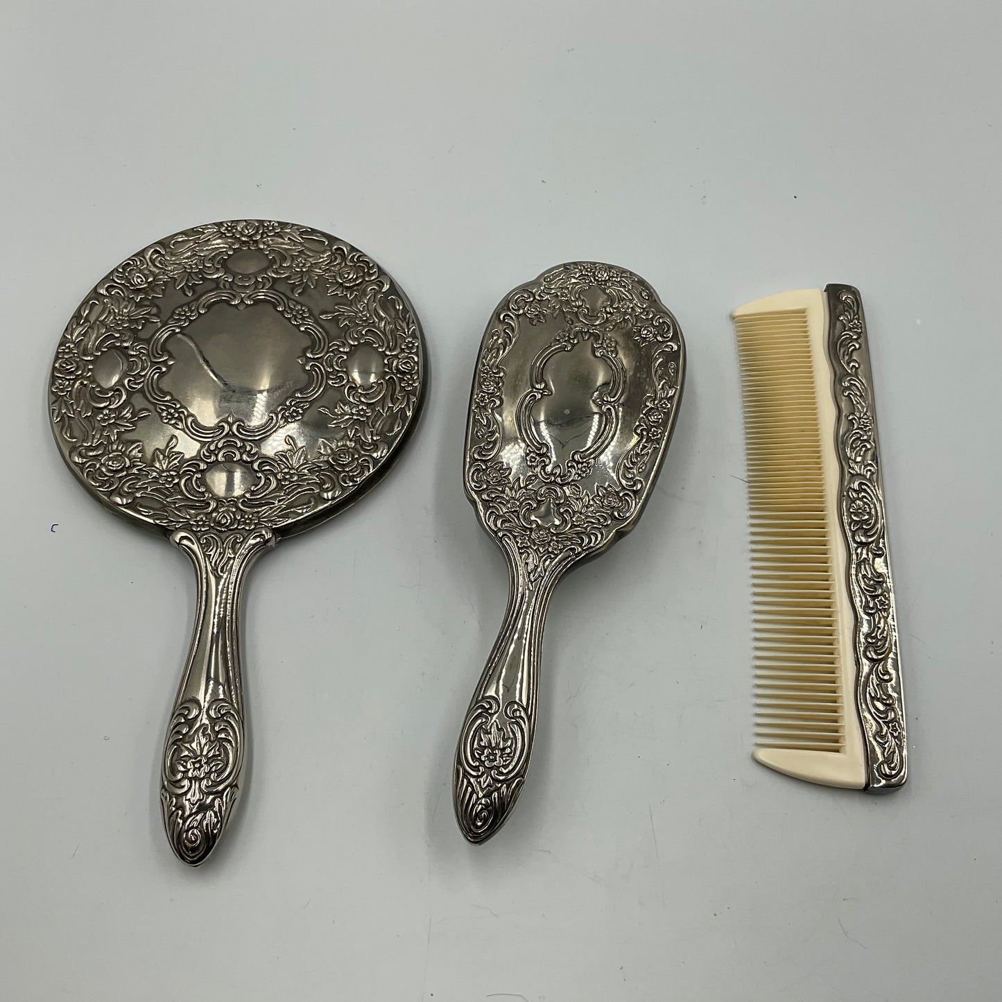 Vintage 3 Piece Vanity Set With Brush ,Comb , And Mirror