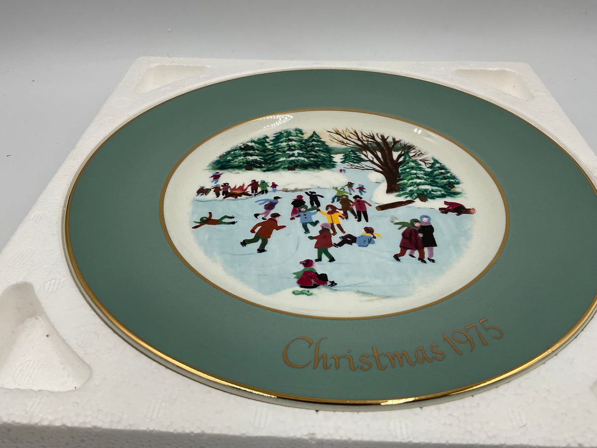1975 Avon Christmas Collector Plate “Skaters On The Pond”